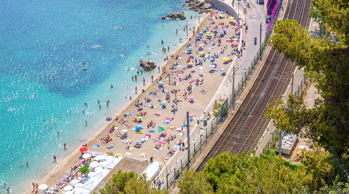 Discovering the Stunning Beaches of Villefranche-sur-Mer